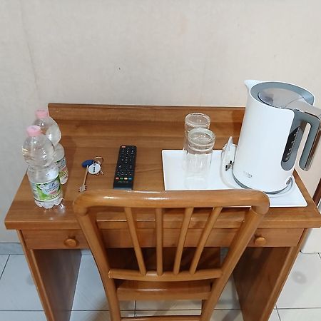 Nahid Accommodation Рим Екстериор снимка