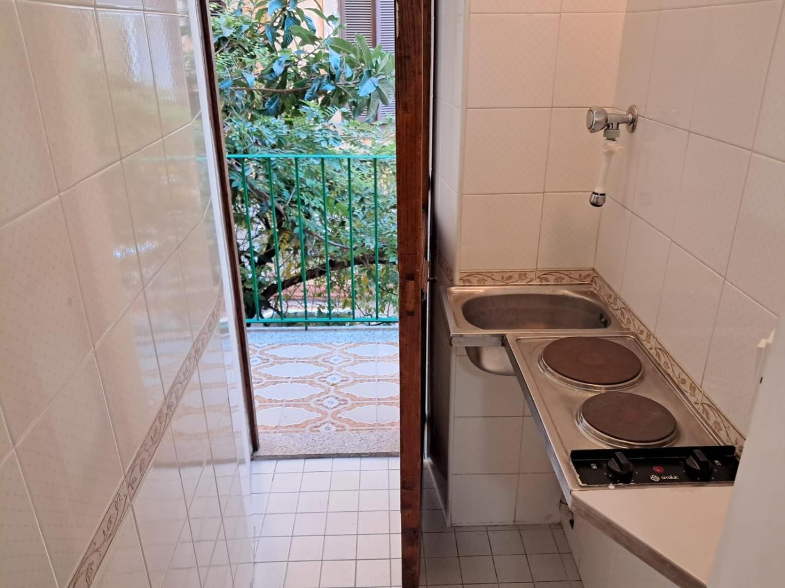 Nahid Accommodation Рим Екстериор снимка